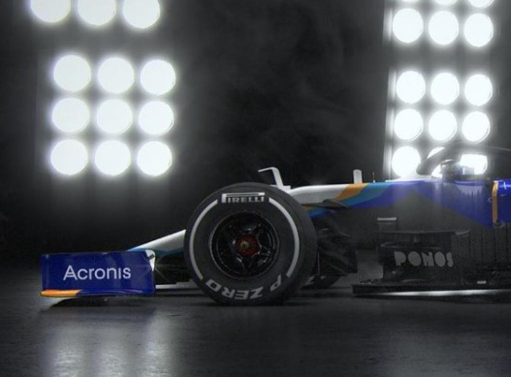La escudería Williams mostró su nuevo monoplaza para la temporada 2021 pese al hackeo que sufrió en la aplicación de realidad virtual que habían habilitado para la presentación y que filtró el coche. (ESPECIAL)
