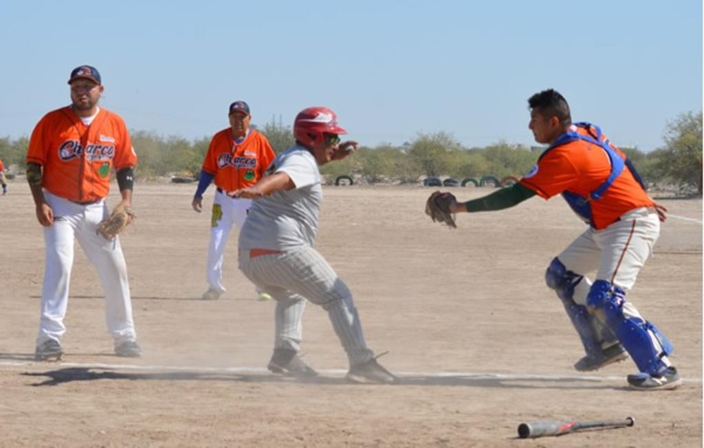 Media docena de juegos se celebrarán este domingo 7 de marzo, en una nueva jornada de la Liga de Beisbol de Veteranos “Juan “Dinamita” Hernández”, que vive a tope su temporada denominada “José Isabel “Chabelo” Nápoles”.
(ARCHIVO)