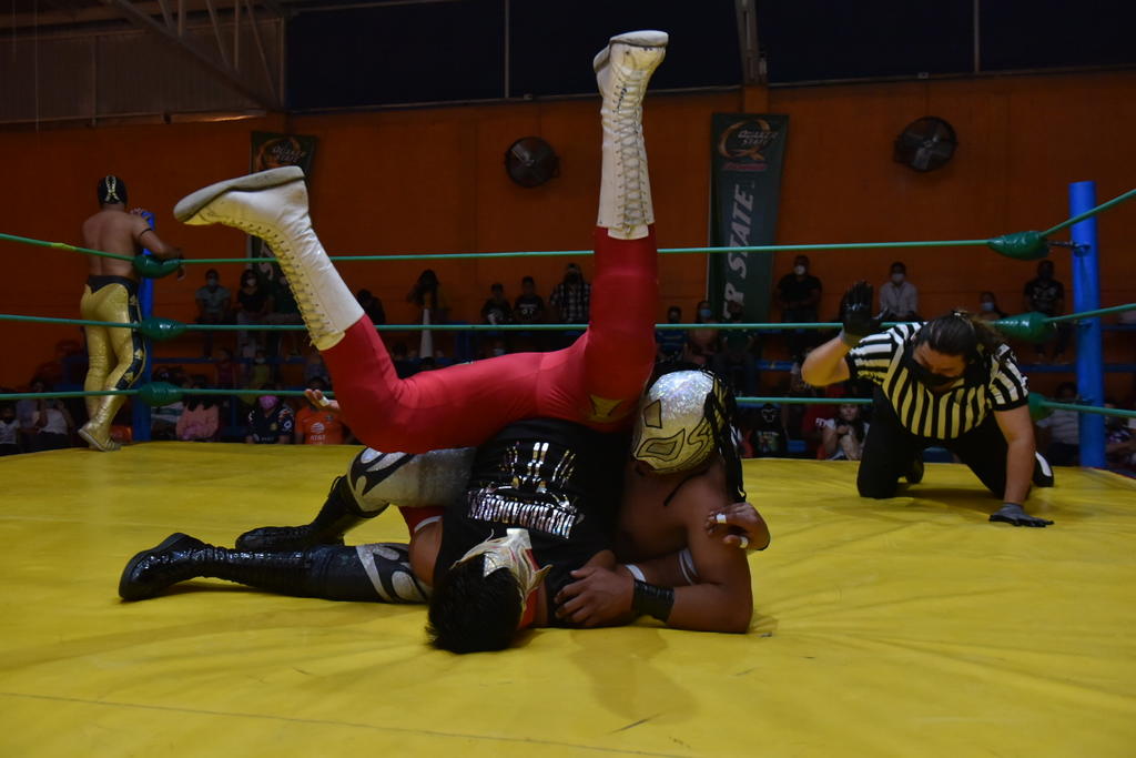 Luego de una exitosa función de reencuentro con los aficionados laguneros, este domingo 7 de marzo continuarán las acciones de la lucha libre profesional en la segunda función denominada “Lucha 5Vid”, a celebrarse en la Arena Azteca. (ESPECIAL)