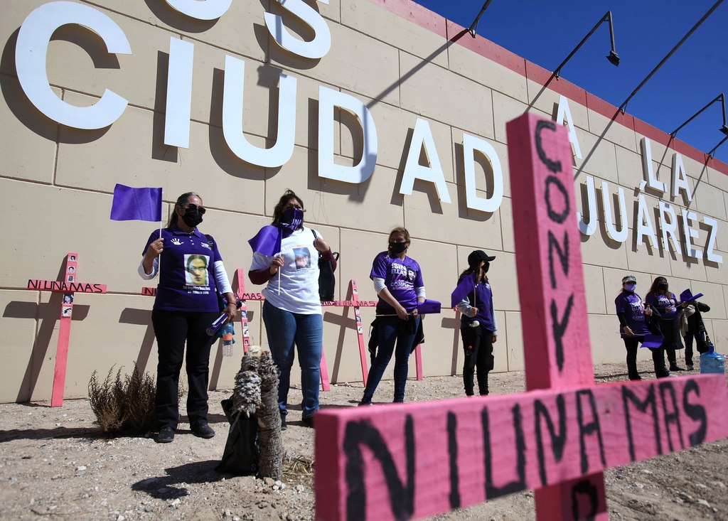 Madres de mujeres desaparecidas en Ciudad Juárez exigen justicia en sus casos previo a la conmemoración del Día Internacional de la Mujer.