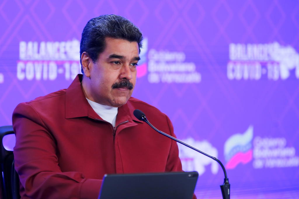 El presidente de Venezuela, Nicolás Maduro, acusó este martes a su homólogo colombiano, Iván Duque, de un supuesto plan para robar armas a la Fuerza Armada Nacional Bolivariana (FANB), por lo que pidió a los militares no bajar la guardia.
(EFE) 
