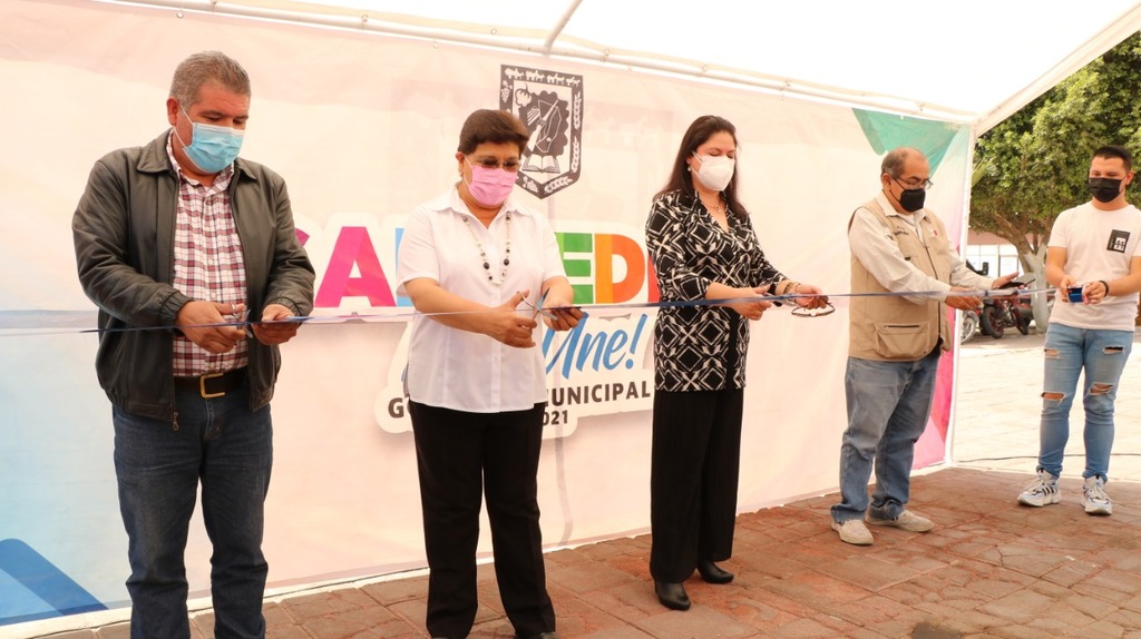 La inauguración del carrillón musical se realizó ayer y estuvo presente la alcaldesa de San Pedro, Patricia Grado Falcón. (EL SIGLO DE TORREÓN) 