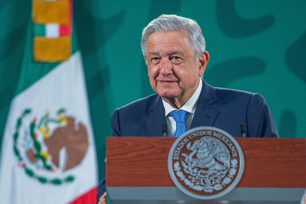López Obrador adelantó que el próximo 18 de marzo –Día de la Expropiación Petrolera- estará en Tabasco porque se descubrió un nuevo campo petrolero. (EFE)