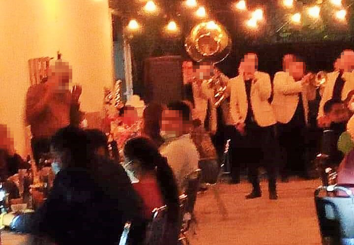Dispersan reuniones en domicilios de Torreón; ciudadanos cuestionan operativo en bares