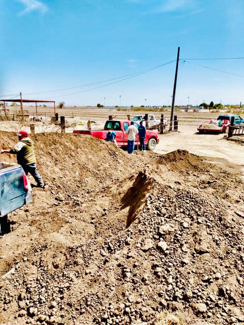 Programas como el de Nivelación de Tierras Agrícolas llevan un avance superior al 80 por ciento.