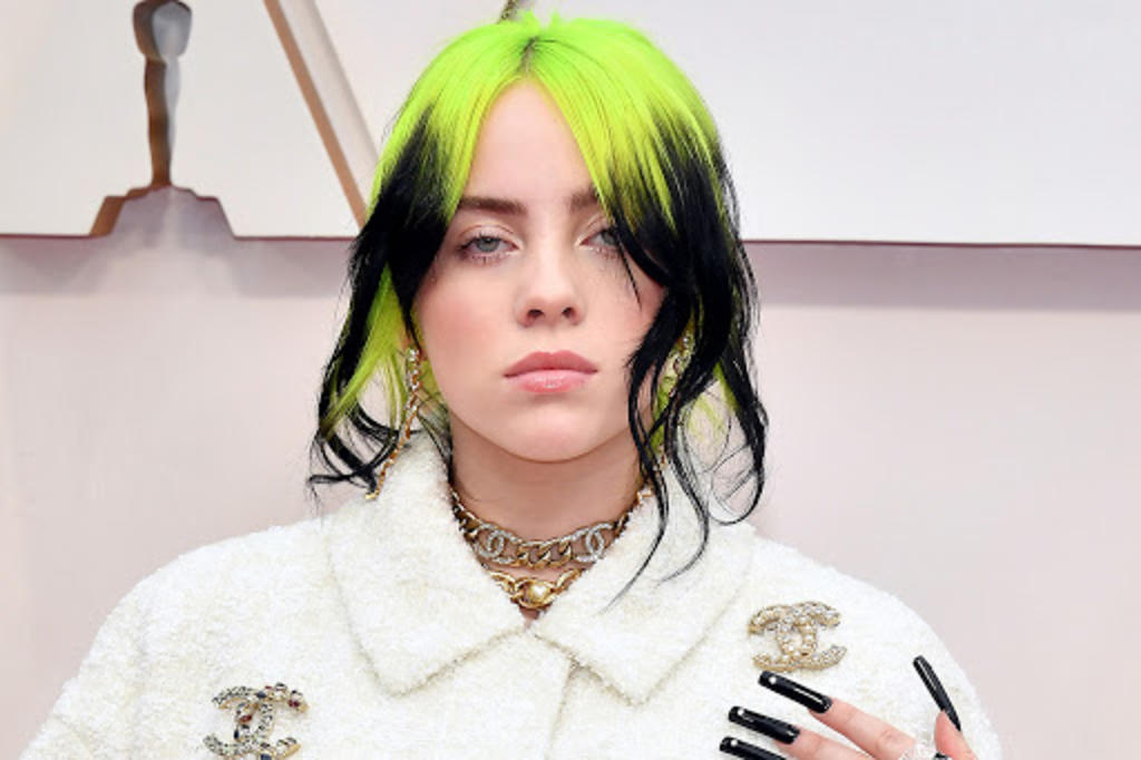 La cantante estadounidense Billie Eilish conquistó Instagram tras publicar un vistazo de su reciente cambio de “look”, el cual le ganó más de 12 millones de likes en cuestión de horas. (ESPECIAL) 
