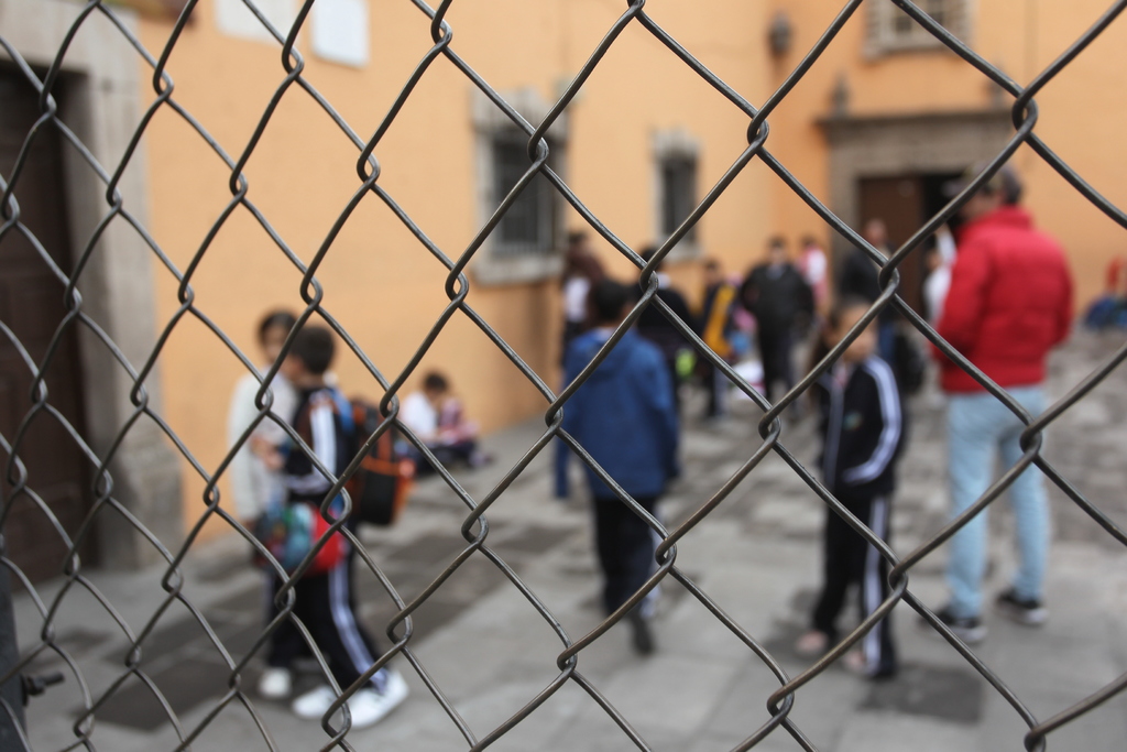 En México las escuelas han estado cerradas 180 días de marzo de 2020 a febrero de 2021, cifra encima del promedio de América Latina. (ARCHIVO)