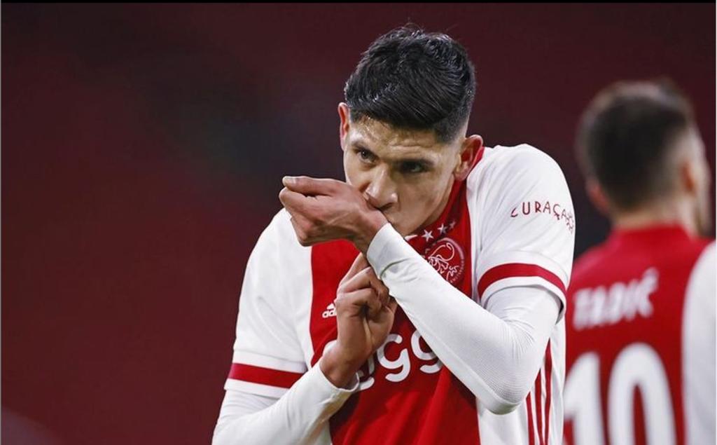 El mexicano Edson Álvarez sigue consolidándose con el Ajax de Erik ten Hag. (ESPECIAL)