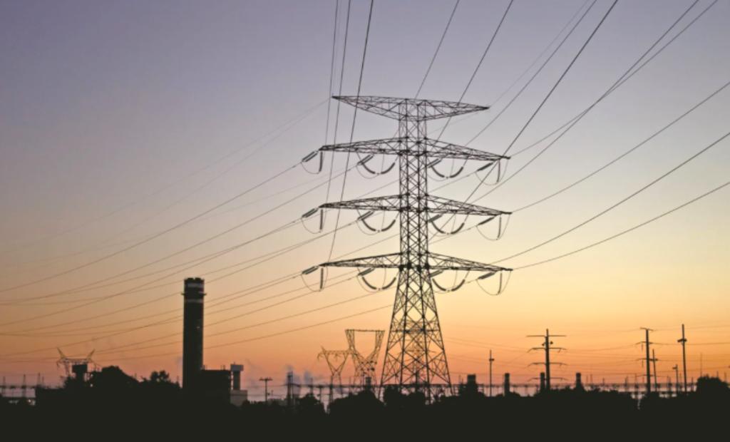 La Secretaría de Energía (Sener) envió a la Comisión Nacional de Mejora Regulatoria (Conamer) el anteproyecto para suspender todos los efectos y consecuencias del decreto de reforma a la Ley de la Industria Eléctrica. (ESPECIAL)
