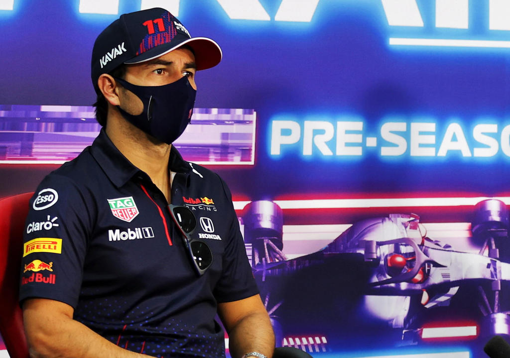 El mexicano Sergio Pérez reconoció este lunes que espera 'con ansias' su primera carrera con el equipo Red Bull de Fórmula Uno, con el que debutará este fin de semana en Baréin. (ARCHIVO)