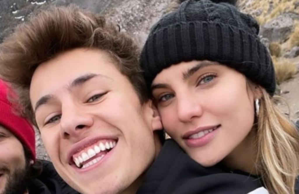 Después de que el famoso “youtuber” Juanpa Zurita y la actriz Macarena Achaga despertaran rumores de romance hace un par de meses, todo parece indicar que finalmente la pareja confirmó su relación.  (ESPECIAL) 