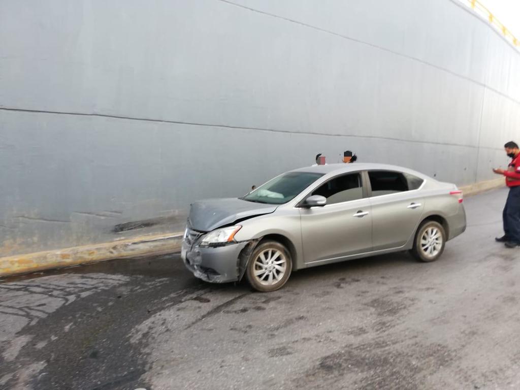 El automóvil siniestrado es un Nissan Sentra, color gris, de reciente modelo, el cual portaba placas de circulación del estado de Coahuila.
(EL SIGLO DE TORREÓN)