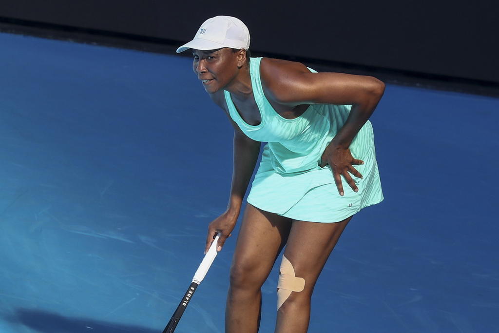  La estadounidense Venus Williams, tres veces campeona y otra más finalista del torneo de Miami, fue eliminada por la kazaja Zarina Diyas en la primera ronda de la presente edición al perder por 6-2 y 7-6(10). (ARCHIVO)