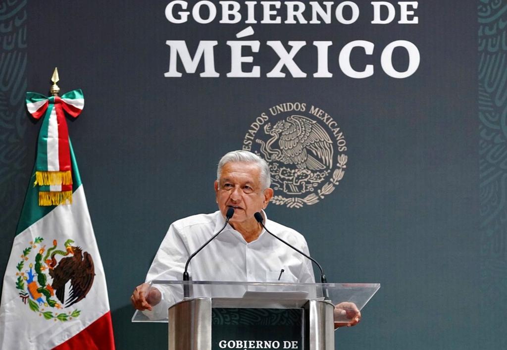 El presidente de México, Andrés Manuel López Obrador, dijo este viernes que le propuso a su homólogo estadounidense, Joe Biden, la entrega de visas de trabajo para ordenar el flujo de migrantes centroamericanos y mexicanos hacia suelo estadounidense. (ARCHIVO) 
