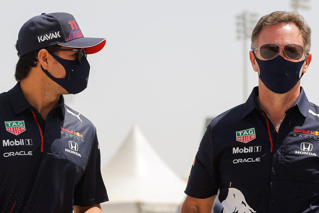 Sergio 'Checo' Pérez tendrá un debut complicado con Red Bull Racing, debido a que partirá desde la undécima posición en el Gran Premio de Bahrein. (EFE)