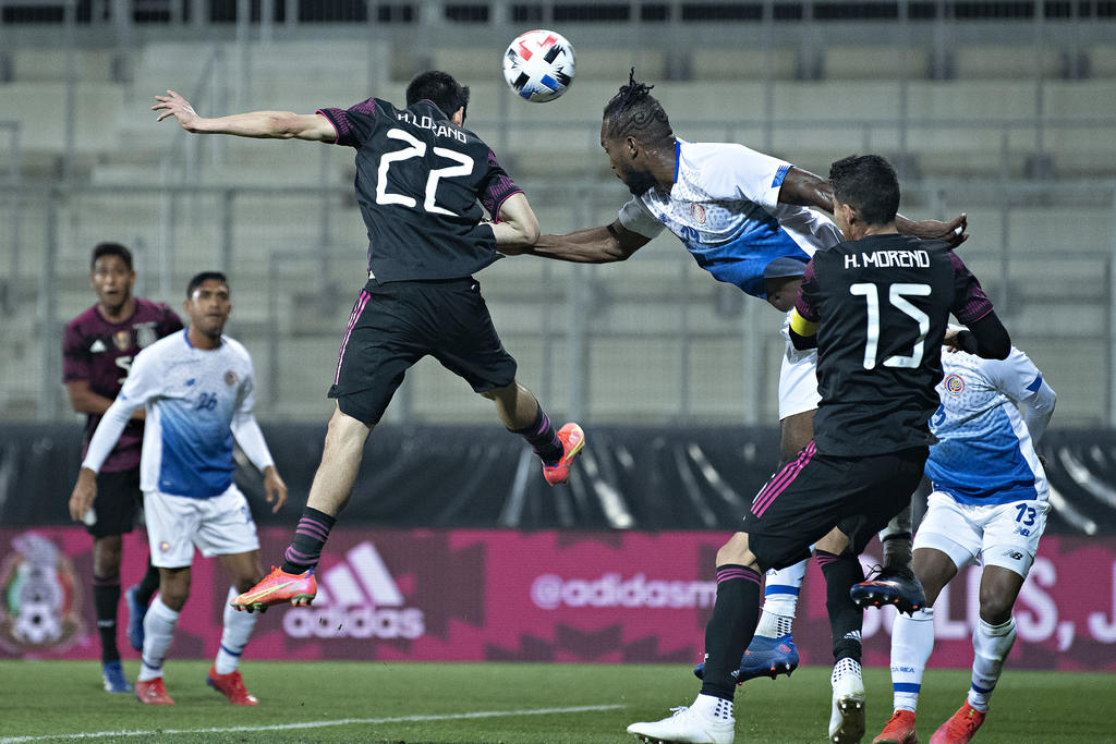 El delantero Hirving Lozano anotó en el ocaso del encuentro y una selección de México que volvió a padecer problemas de ataque superó 1-0 a Costa Rica el martes, en un partido amistoso. (ESPECIAL)
