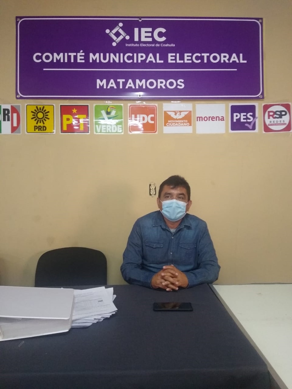 El presidente del IEC dijo que a excepción del PT ayer todos los partidos políticos que participarán en esta elección formalizaron la solicitud de registro de sus candidatos. (EL SIGLO DE TORREÓN) 