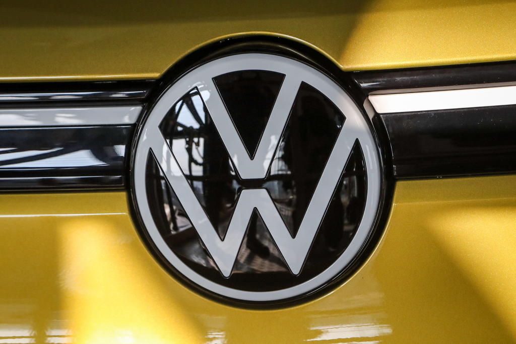 A primera hora del miércoles, VW intentó calmar las aguas con un tuit en su cuenta oficial en el que señalaba que 'lo que empezó como un esfuerzo de April Fool's (el día de las inocentadas, que en EUA se celebra el 1 de abril) se ha convertido en un zumbido en todo el mundo' y añadió que 'no importa si es Voltswagen o Volkswagen, la gente está hablando de conducción eléctrica'. (ARCHIVO)