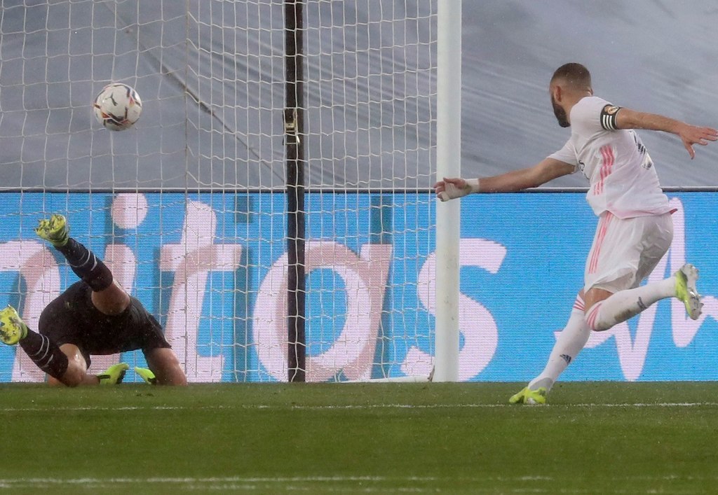 El francés Karim Benzema anotó el segundo tanto del Real Madrid, en el triunfo 2-0 sobre Eibar.