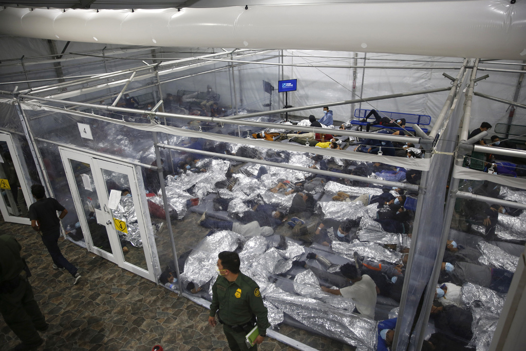 Un 40 % de EUA desaprueba el manejo que Biden le ha dado al tema de los niños migrantes. (AP) 