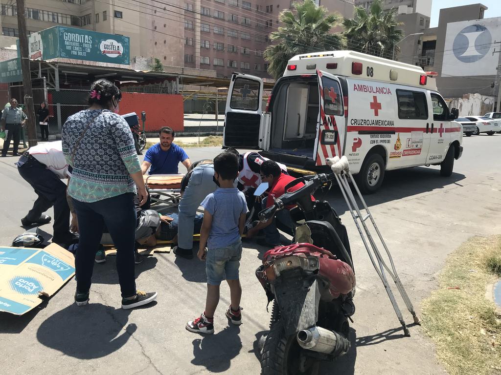 Los hechos se registraron cerca de las 14:30 horas en el cruce de la avenida Matamoros y la calle Cepeda de dicho sector habitacional. (EL SIGLO DE TORREÓN)