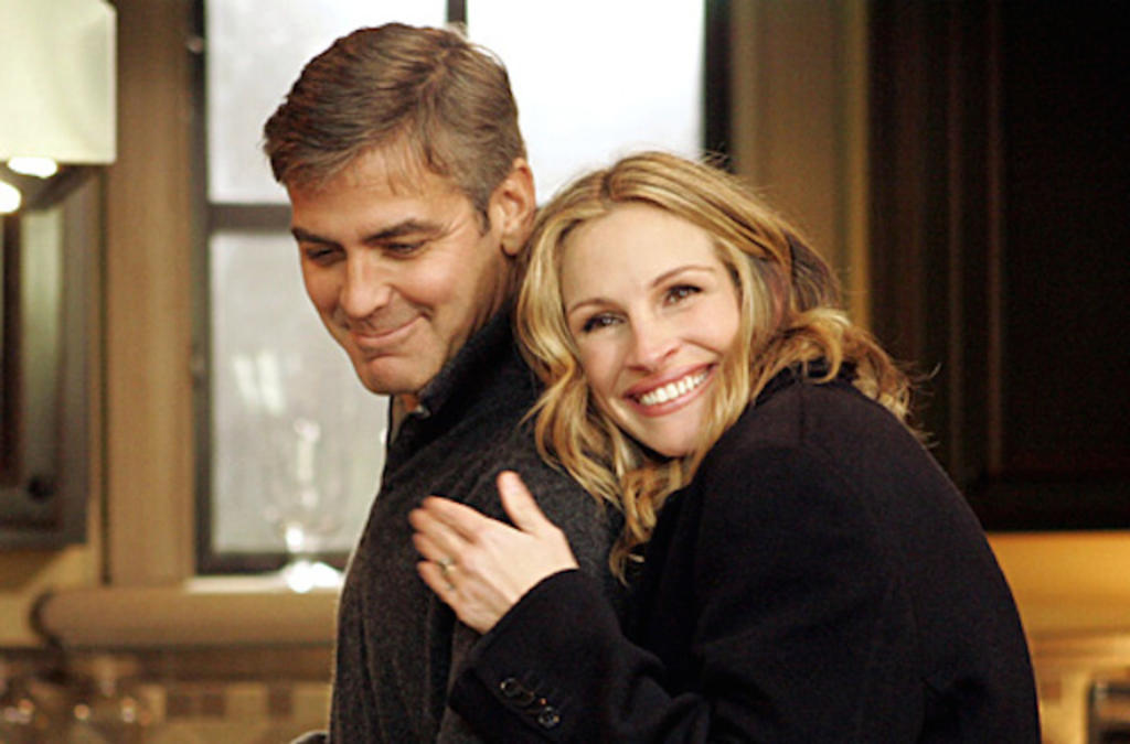 George Clooney y Julia Roberts volverán a reunirse en la gran pantalla de la mano del director de la secuela de 'Mamma Mia!', OI Parker, con una comedia romántica que tiene previsto estrenarse en otoño de 2022. (Especial) 