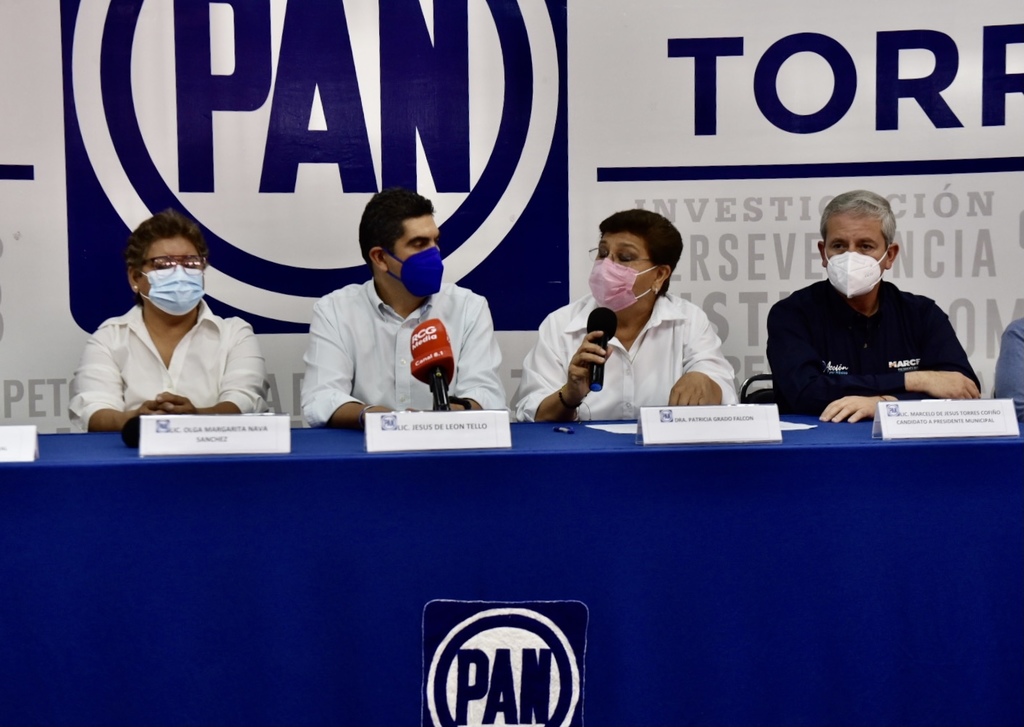 La candidata Patricia Grado ofreció ayer una conferencia de prensa en el Comité Distrital Municipal del PAN en Torreón. (ÉRICK SOTOMAYOR)