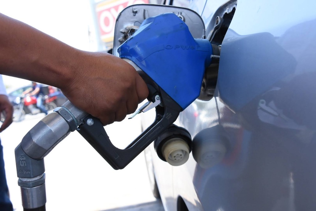 El costo de la gasolina depende de la estación de servicio en cada entidad. (EL SIGLO DE TORREÓN) 