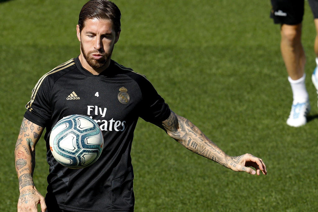 Sergio Ramos, capitán del Real Madrid, ha dado positivo por COVID-19, ha informado el club en un comunicado. (ARCHIVO)
