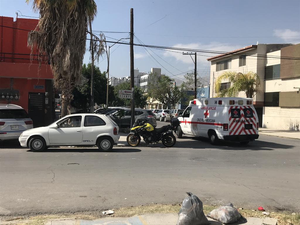 Los hechos ocurrieron cerca de las 10:50 horas en el cruce de la avenida Ocampo y la calle Donato Guerra. (EL SIGLO DE TORREÓN)