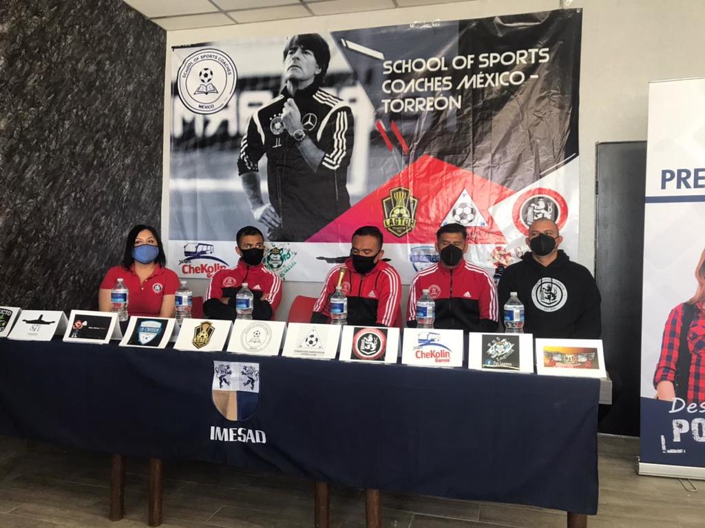Con la presencia de 42 aspirantes, comenzó en el Centro Deportivo Torreón, la Certificación Nacional de Director Técnico, por parte School of Sports Coaches México. (ARCHIVO)
