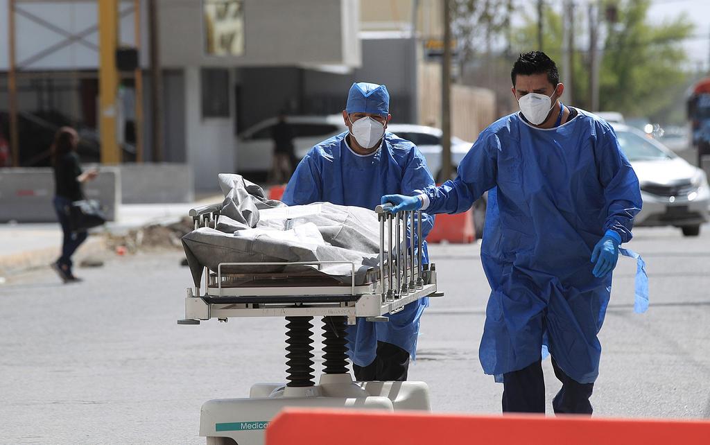 Este sábado 17 de abril, México registra un total de 212 mil 228 muertes confirmadas provocadas por el coronavirus SARS-CoV-2 de acuerdo a la Secretaría de Salud en su informe técnico. (ARCHIVO)
