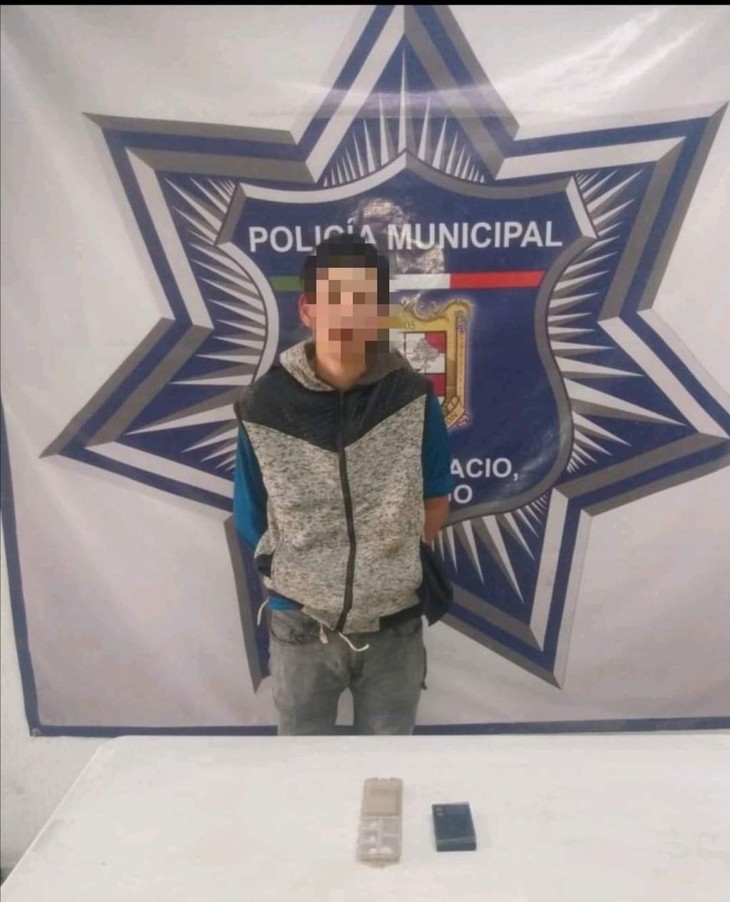 El arrestado fue identificado como Sergio 'NN' de 18 años; fue trasladado a las celdas de la Policía Investigadora de Delitos (PID). (EL SIGLO DE TORREÓN)