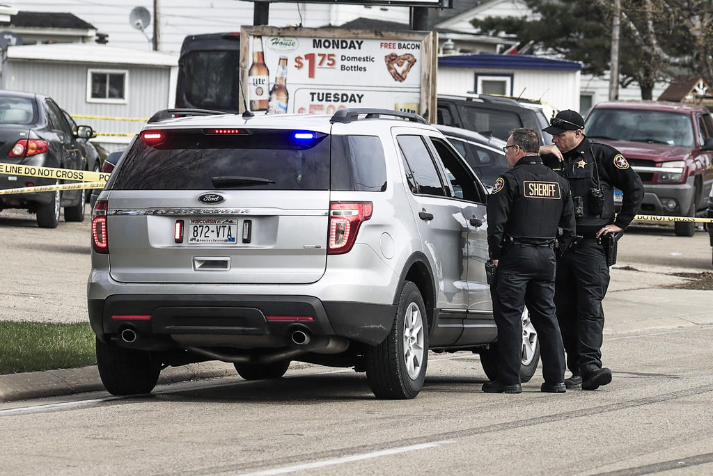 Al menos tres personas murieron hoy y otras dos resultaron heridas en un tiroteo en un bar de Kenosha, en el estado de Wisconsin (EUA), informaron las autoridades. (EFE)