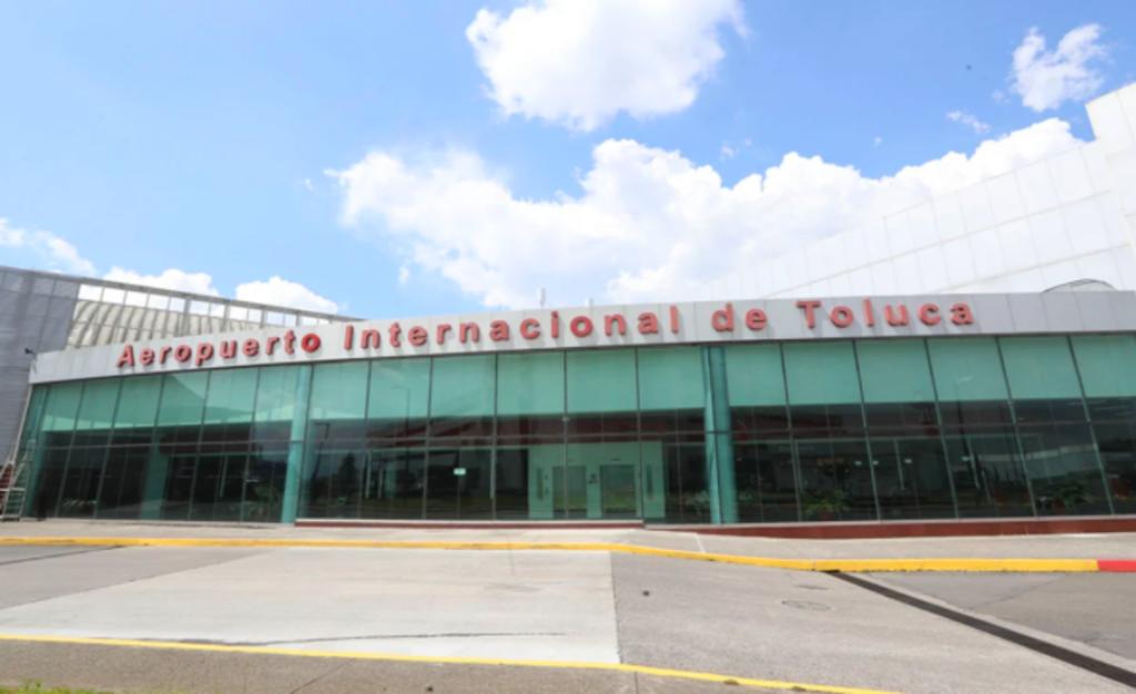El Aeropuerto Internacional de Toluca, informó la tarde de este domingo que cerró su pista a las 15:27 horas, debido a que una aeronave privada aterrizara de emergencia. (ESPECIAL) 
