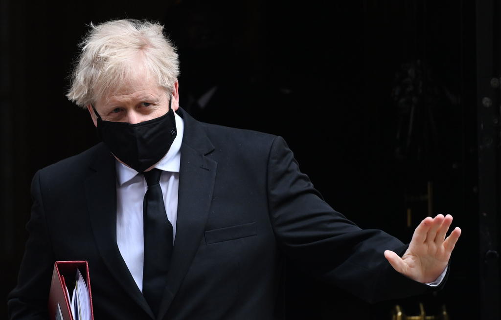 El primer ministro británico, Boris Johnson, alertó este martes de que anticipa una nueva ola de contagios de COVID-19 en el Reino Unido este año a pesar del avance del programa de vacunación, dentro del que se han inoculado ya más de 43 millones de dosis. (ARCHIVO) 