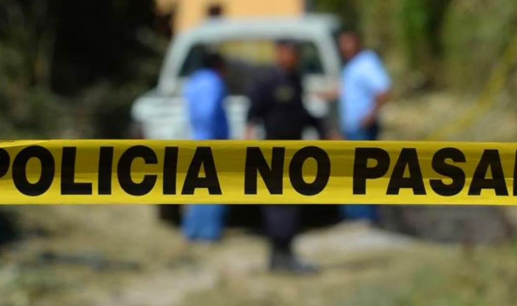 Por la mañana, el camino que comunica a El Aguaje, nuevamente amaneció trozado por los delincuentes, pero la dependencia estatal ya está en labores de reparación.
(ARCHIVO)