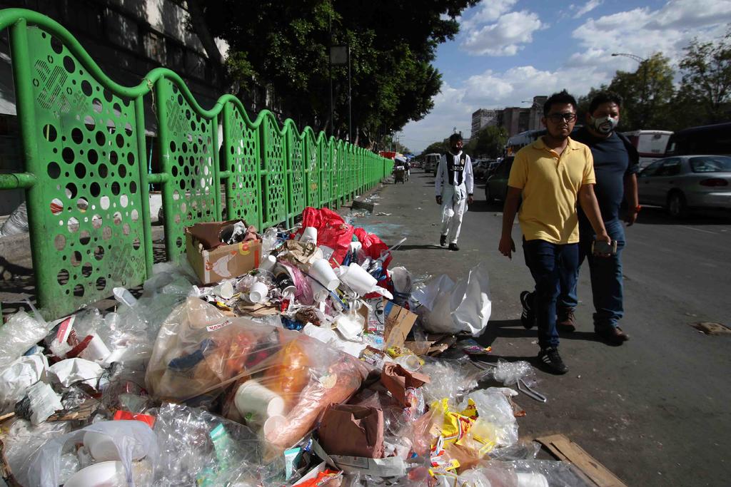 Organizaciones ambientalistas pidieron este martes al Senado mexicano no aprobar la modificación a la Ley General para la Prevención y Gestión Integral de los Residuos (LGPGIR) sobre plásticos de un solo uso al considerar que solo beneficia a la industria. (ARCHIVO)