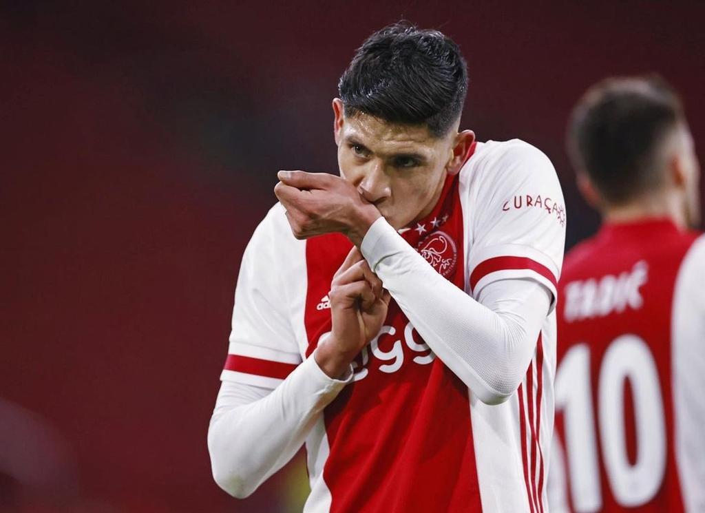 En la visita de Utrecht al Ajax de Edson Álvarez, el mexicano salvó de la derrota a su equipo luego de conseguir el gol del empate. (ESPECIAL)
