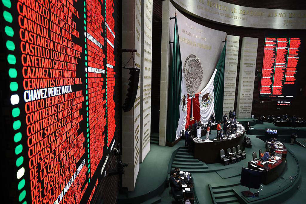 De parte de Morena hubo 7 legisladores que rompieron con la línea de su partido y votaron en contra de esta minuta que ha sido criticada. (ARCHIVO)