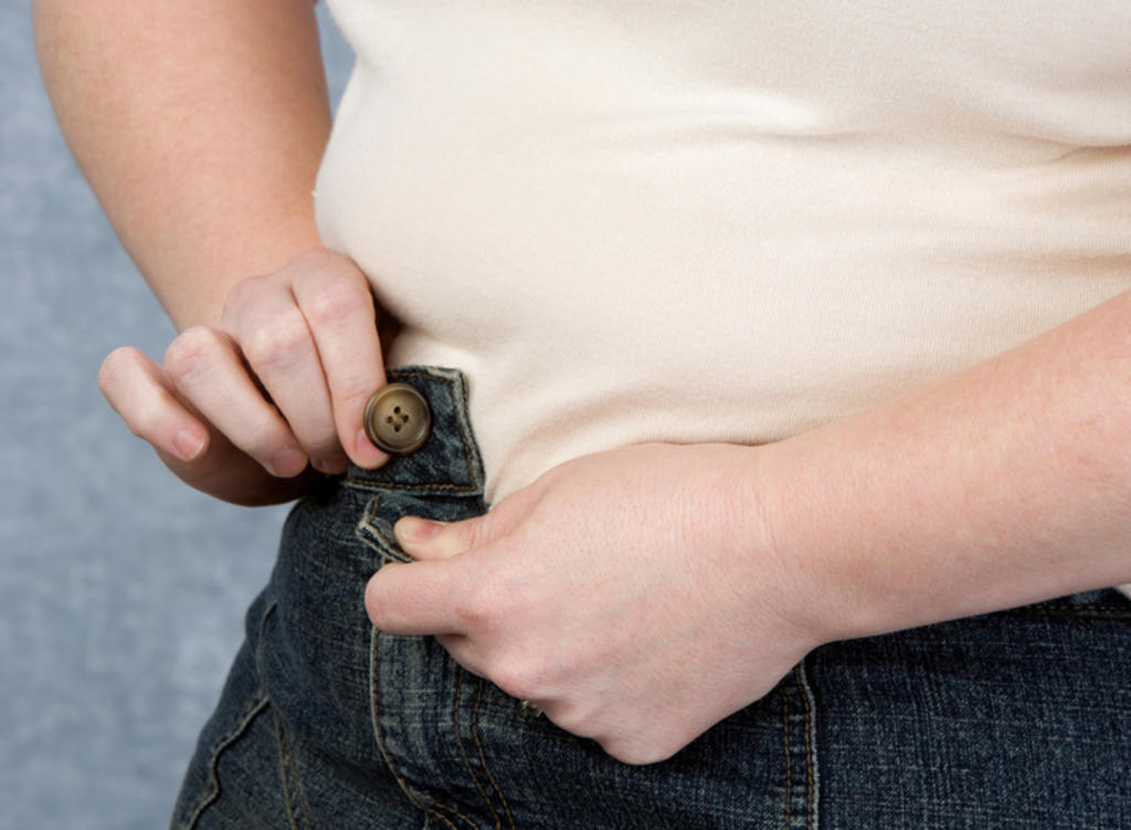 Existen diversos factores que influyen en el patrón de ingesta alterado en las personas obesas. (ARCHIVO)