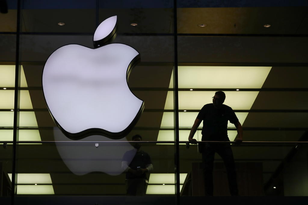 El gigante tecnológico Apple anunció este lunes que realizará nuevas inversiones en Estados Unidos por un valor superior a 430,000 millones de dólares y que creará 20,000 nuevos puestos de trabajo en todo el país en los próximos cinco años.
(ARCHIVO)