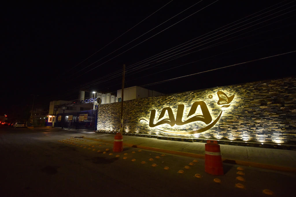  De enero a marzo pasado, Grupo Lala reportó ventas por 20 mil 43 millones de pesos, equivalente a un alza de 3.3% respecto del mismo periodo de 2020, debido a las compras de pánico derivadas de la pandemia en marzo de 2020, así como al efecto adverso por la depreciación de 16.9% del real brasileño respecto al peso mexicano. (ARCHIVO)