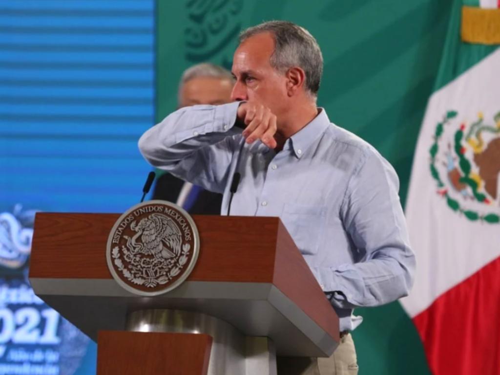 Durante su intervención en la conferencia del presidente Andrés Manuel López Obrador, López-Gatell tosió y se veía enfermo. (EL UNIVERSAL)
