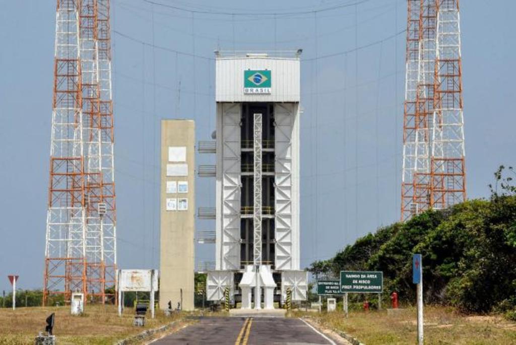El Gobierno brasileño anunció que tres empresas de Estados Unidos y una de Canadá operarán en la base espacial de Alcántara, mediante una sociedad que pretende convertir al país en un nuevo polo para el lanzamiento de satélites. (ESPECIAL) 