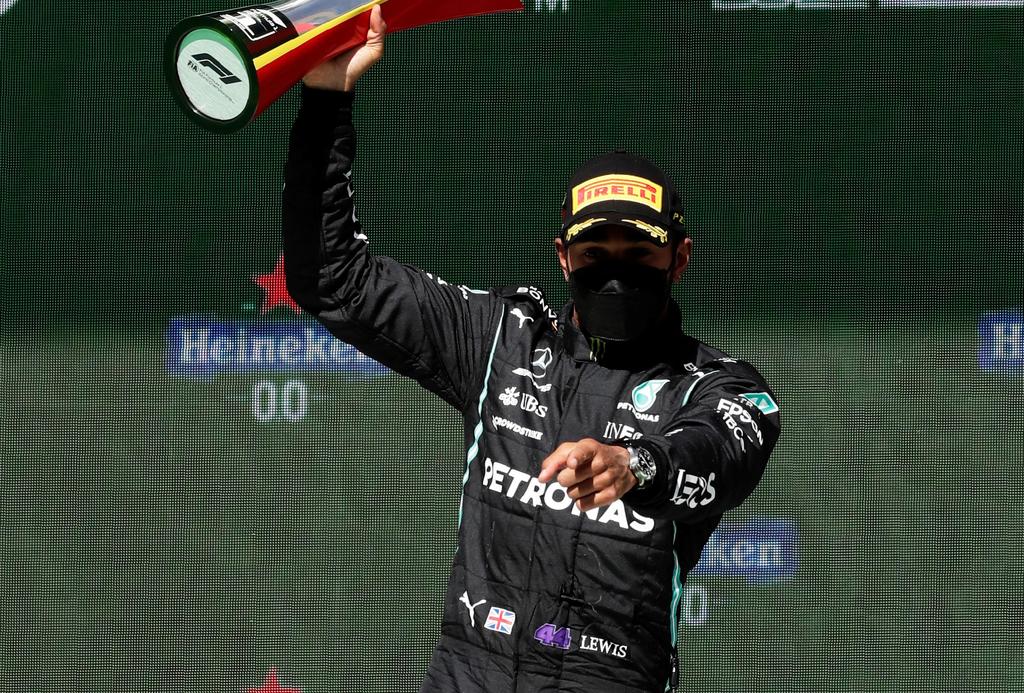 Lewis Hamilton logró su segunda victoria de la temporada. (AP)