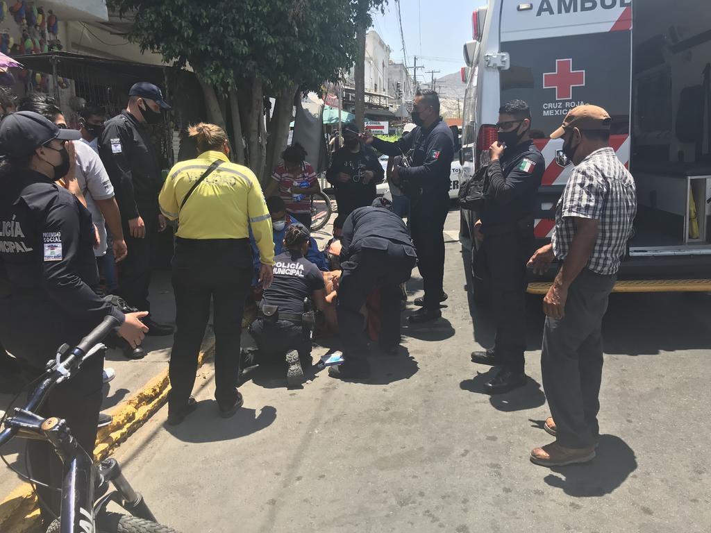 Los hechos se registraron cerca de las 13:20 horas de este miércoles sobre la calle Ramos Arizpe, entre las avenidas Presidente Carranza e Hidalgo. (EL SIGLO DE TORREÓN)