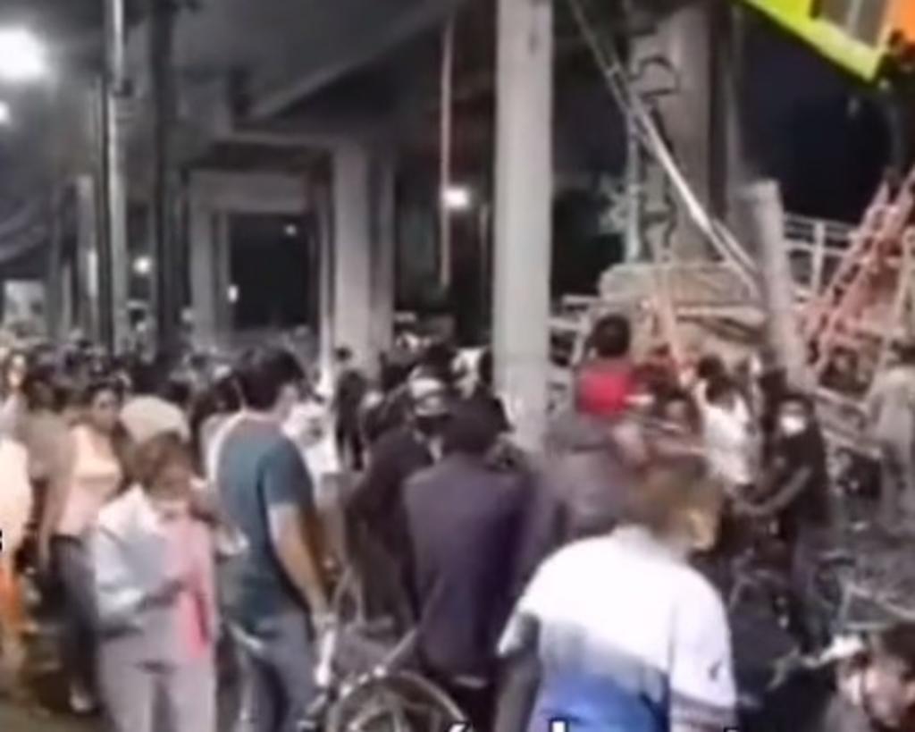 Luego de la tragedia que marcó para la Ciudad de México el colapso de la Línea 12 del metro, en redes se han compartido en redes sociales diversos videos e imágenes de la escena. (Especial) 
