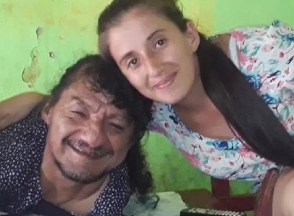 Pablo Acuña, un hombre de Paraguay que nació sin extremidades debido a una extraña condición de nacimiento, se ha convertido en noticia mundial por su emotiva historia. (Especial) 