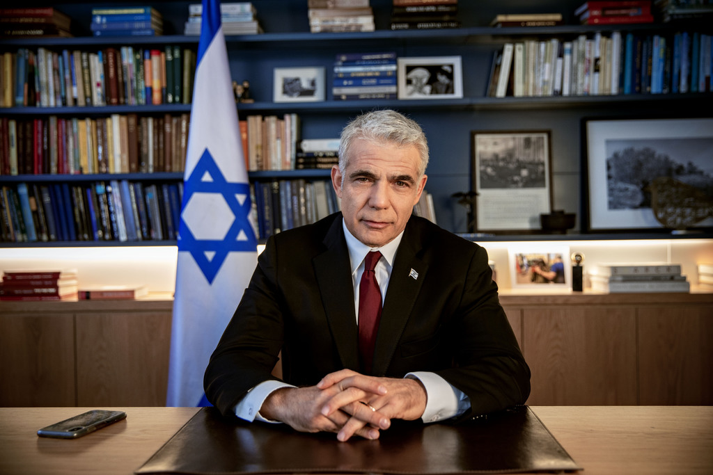 El líder centrista Yair Lapid recibió la tarea de formar gobierno en Israel tras recibir 56 recomendaciones. (ARCHIVO) 
